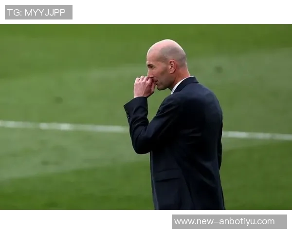 尤文旧将回忆齐达内首次训练表现如同外星人降临般震撼人心