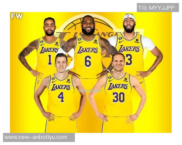 库伯心目中的NBA最佳阵容：四大湖人巨星与邓肯并肩，乔丹缺席引热议